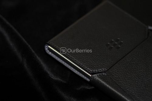 BlackBerry Passport Leather Swivel Holster Phone with flap closed
